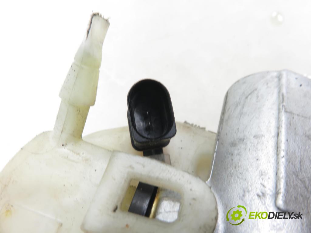 VW PHAETON (3D1, 3D2, 3D3, 3D4, 3D6, 3D7, 3D8, 3D9) SEDAN 2006 165,00 3.0 TDI 2967,00 Posilovač 3D1612105B (Servočerpadlo)