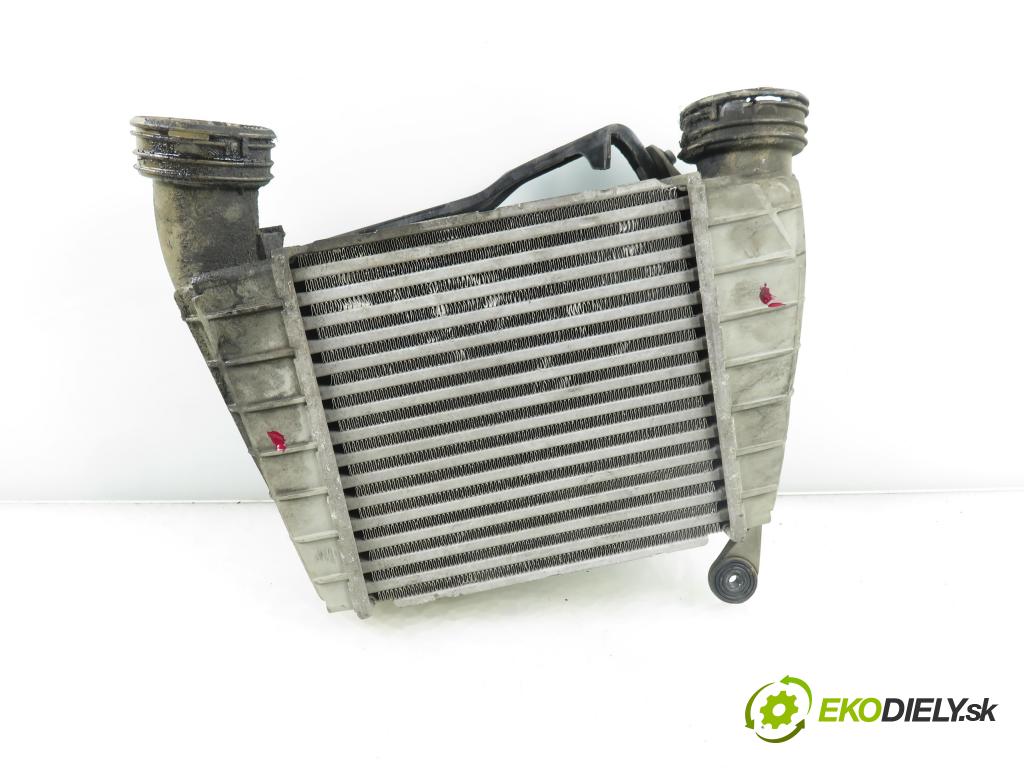 VW PHAETON (3D1, 3D2, 3D3, 3D4, 3D6, 3D7, 3D8, 3D9) SEDAN 2006 165,00 3.0 TDI 2967,00 chladič intercooler 3D0145788 ; 880537BA