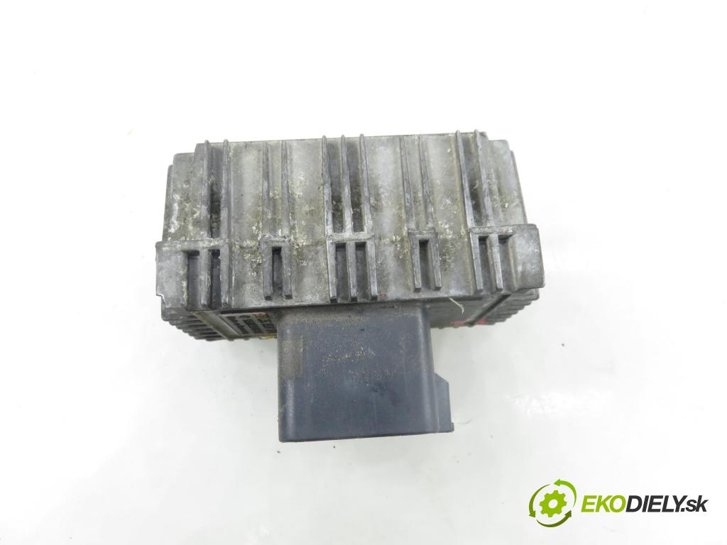 OPEL VECTRA C (Z02) KOMBI 2004 110,00 1.9 CDTI - Z 19 DTH 1910,00 RELÉ: JÚN: 55354141 ; 51299018A