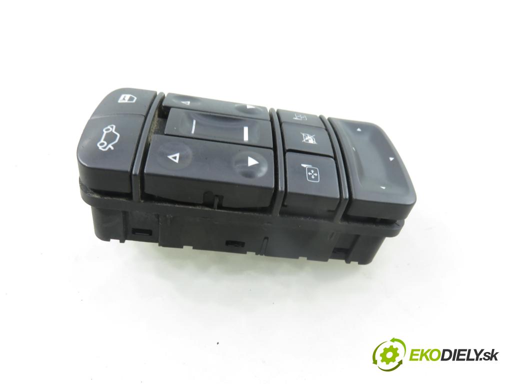 OPEL VECTRA C (Z02) KOMBI 2004 110,00 1.9 CDTI - Z 19 DTH 1910,00 Panel ovládania okien 687833988