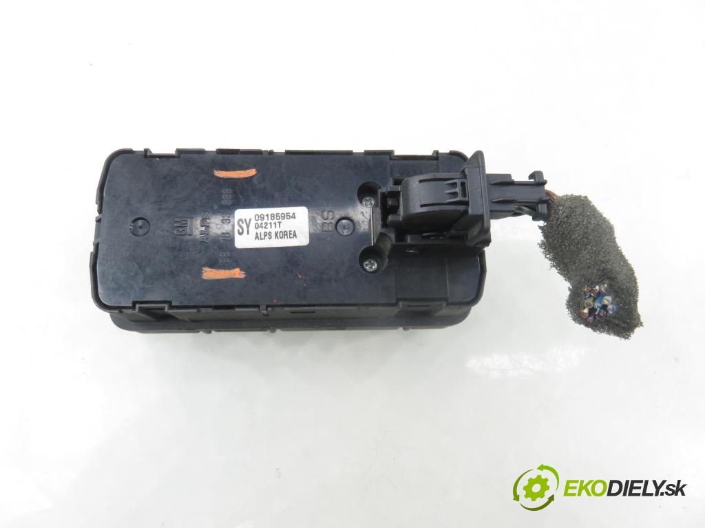 OPEL VECTRA C (Z02) KOMBI 2004 110,00 1.9 CDTI - Z 19 DTH 1910,00 Panel ovládania okien 687833988