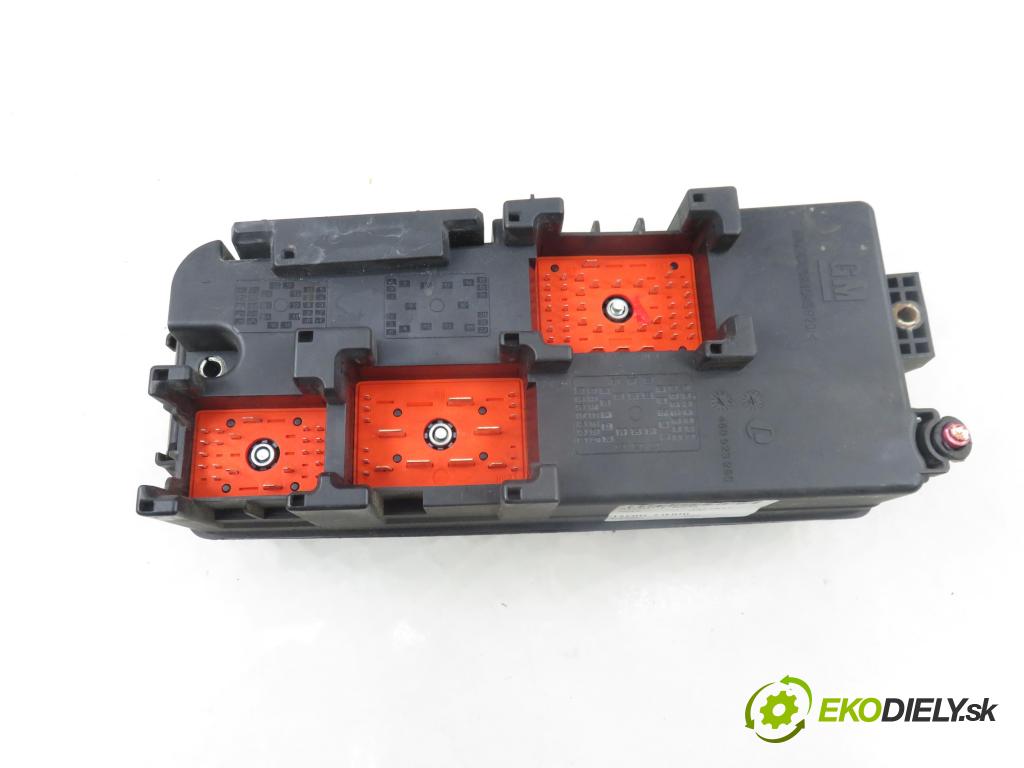 OPEL VECTRA C (Z02) KOMBI 2004 110,00 1.9 CDTI - Z 19 DTH 1910,00 MODUL BSM 13187191EE