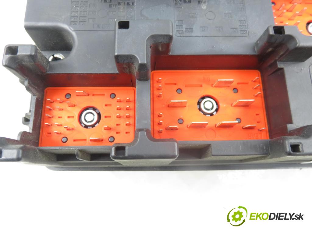 OPEL VECTRA C (Z02) KOMBI 2004 110,00 1.9 CDTI - Z 19 DTH 1910,00 MODUL BSM 13187191EE