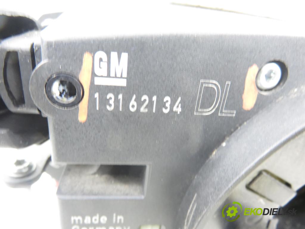 OPEL VECTRA C (Z02) KOMBI 2004 110,00 1.9 CDTI - Z 19 DTH 1910,00 PAKA/ŘAZENÍ/SADA: 13162134DL