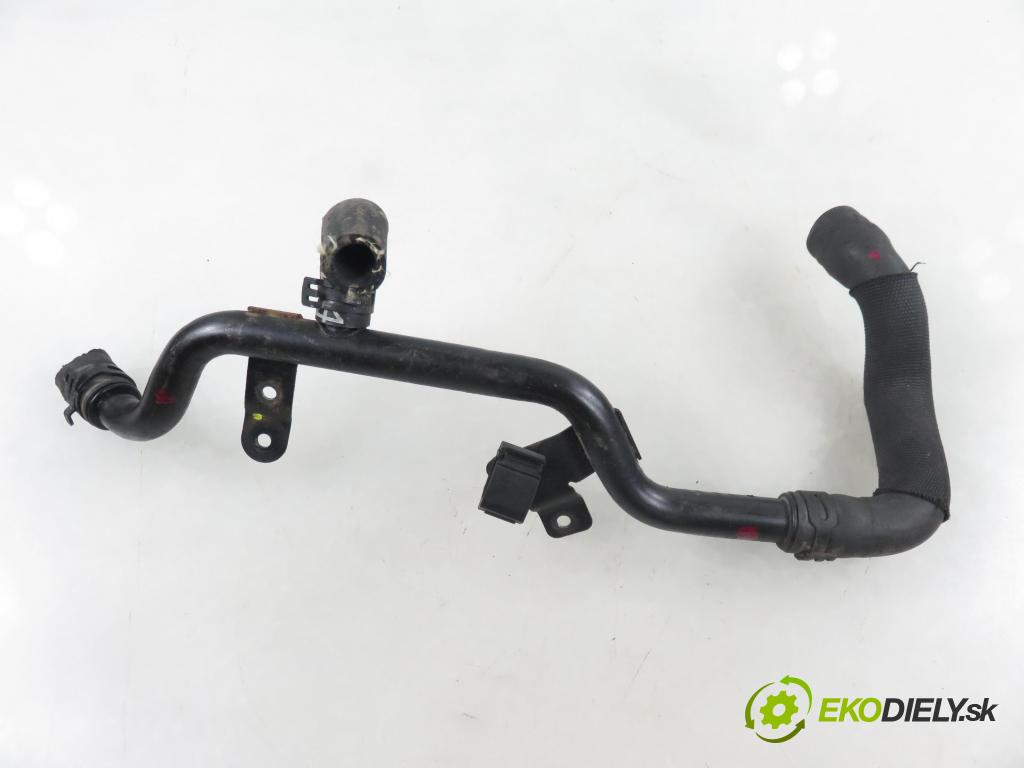 VW PASSAT B6 Variant (3C5) KOMBI 2006 184,00 3.2 FSI 4motion - AXZ 3168,00 Rúra vody 3C0121070P