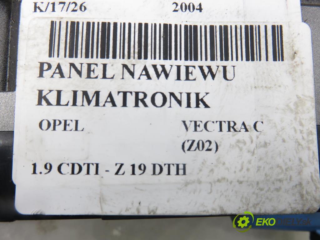 OPEL VECTRA C (Z02) KOMBI 2004 110,00 1.9 CDTI - Z 19 DTH 1910,00 Panel kúrenia KLIMATIZACE: 13138198