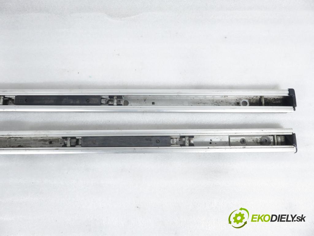 RENAULT ESPACE IV (JK0/1_) MINIVAN 2004 85,00 1.9 dCi 116 - F9Q 820 1870,00 Sedadlo 3 rad ľavy