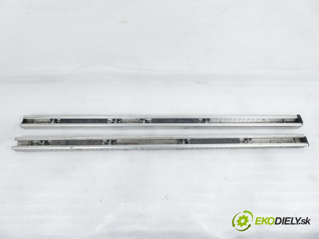 RENAULT ESPACE IV (JK0/1_) MINIVAN 2004 85,00 1.9 dCi 116 - F9Q 820 1870,00 Sedadlo 3 rad ľavy