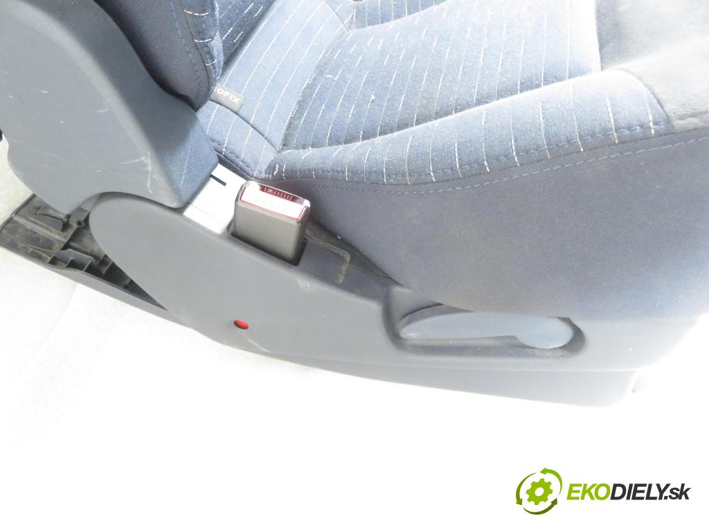 RENAULT ESPACE IV (JK0/1_) MINIVAN 2004 85,00 1.9 dCi 116 - F9Q 820 1870,00 Sedadlo 3 rad ľavy