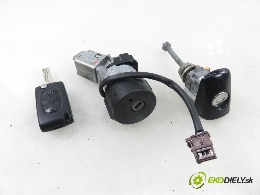 CITROEN C4 Picasso I (UD_) MINIVAN 2010 80,00 1.6 HDi 16V 109 - 9HZ 1560,00 spinačka / zámky 36410600