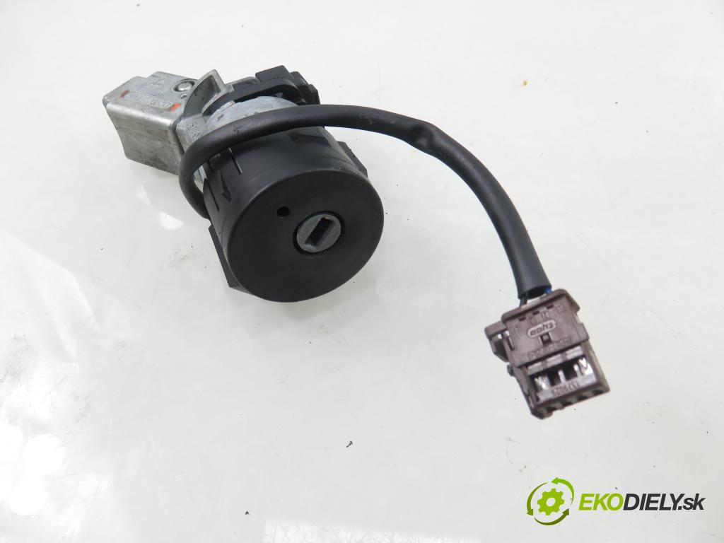 CITROEN C4 Picasso I (UD_) MINIVAN 2010 80,00 1.6 HDi 16V 109 - 9HZ 1560,00 spinačka / zámky 36410600