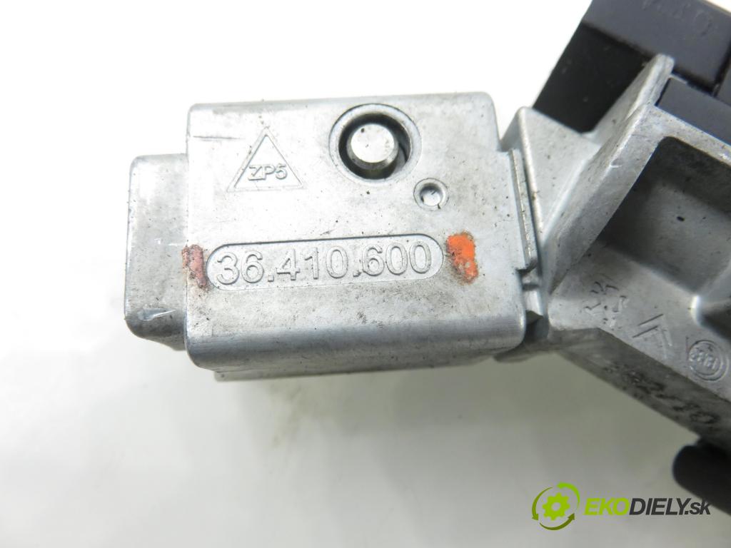 CITROEN C4 Picasso I (UD_) MINIVAN 2010 80,00 1.6 HDi 16V 109 - 9HZ 1560,00 spinačka / zámky 36410600