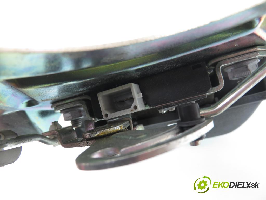 VW PHAETON (3D1, 3D2, 3D3, 3D4, 3D6, 3D7, 3D8, 3D9) SEDAN 2006 165,00 3.0 TDI 2967,00 zámok dveří kufr EL. 3D5827501H
