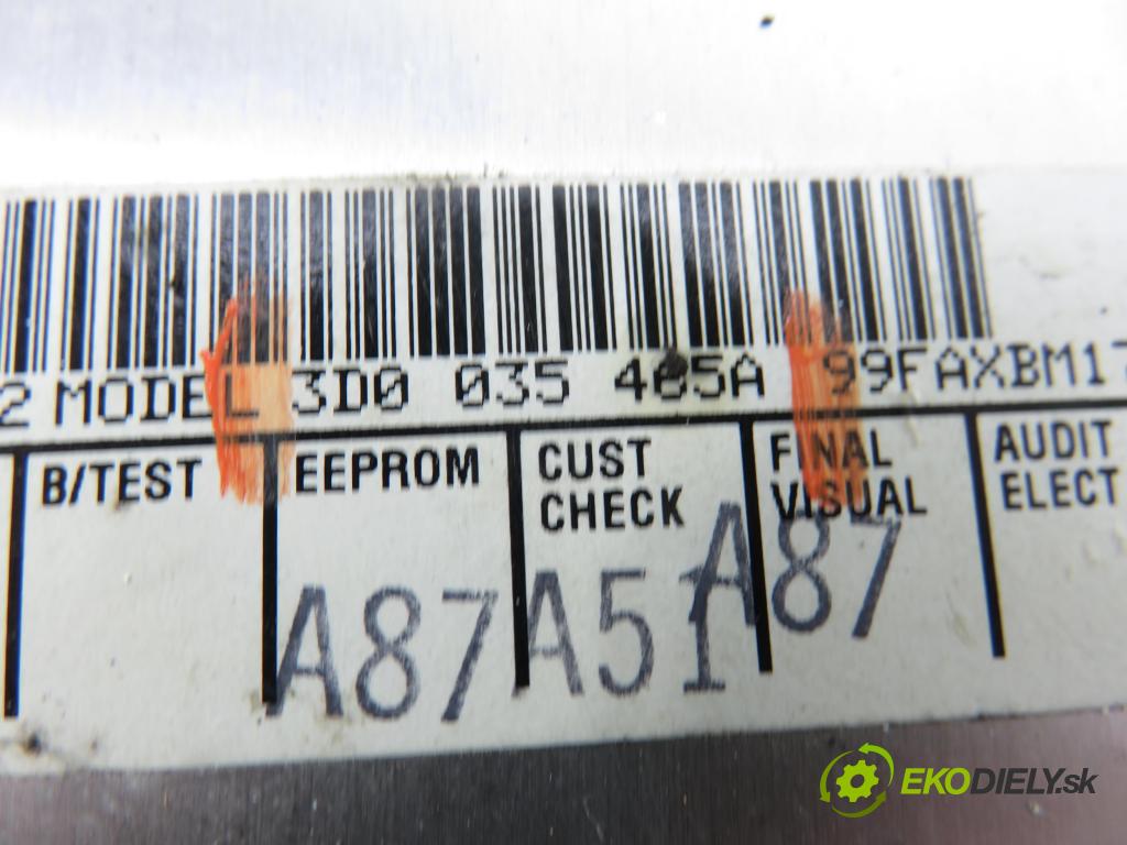 VW PHAETON (3D1, 3D2, 3D3, 3D4, 3D6, 3D7, 3D8, 3D9) SEDAN 2006 165,00 3.0 TDI 2967,00 Zosilňovač 3D0035465A (Zosilňovač)