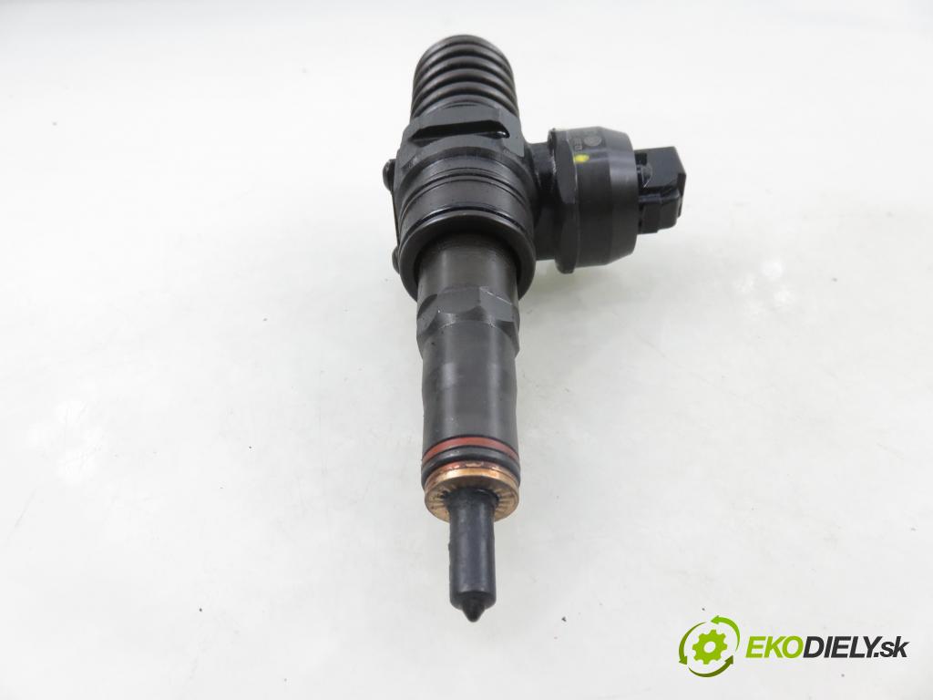 VW SHARAN (7M8, 7M9, 7M6) VAN 2006 85,00 1.9 TDI PD 115 - AUY 1896,00 Vstrekovač 038130073BP ; 0414720314 (Vstrekovač paliva)