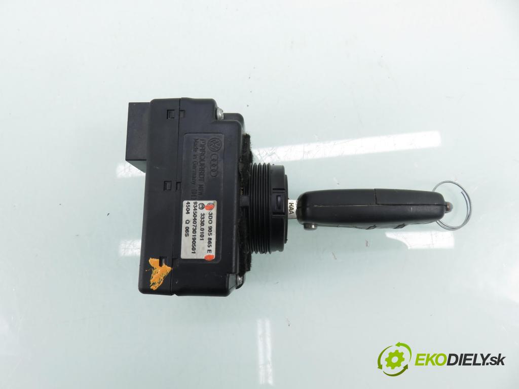 VW PHAETON (3D1, 3D2, 3D3, 3D4, 3D6, 3D7, 3D8, 3D9) SEDAN 2006 165,00 3.0 TDI 2967,00 spinačka 3D0905865E (Spínacia skrinka)