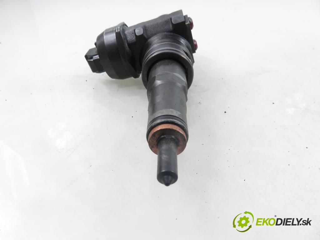 VW POLO (9N_) HB 2008 59,00 1.4 TDI - BNV 1422,00 Vstrekovač 038130073BN ; 0414720313 (Vstrekovač paliva)