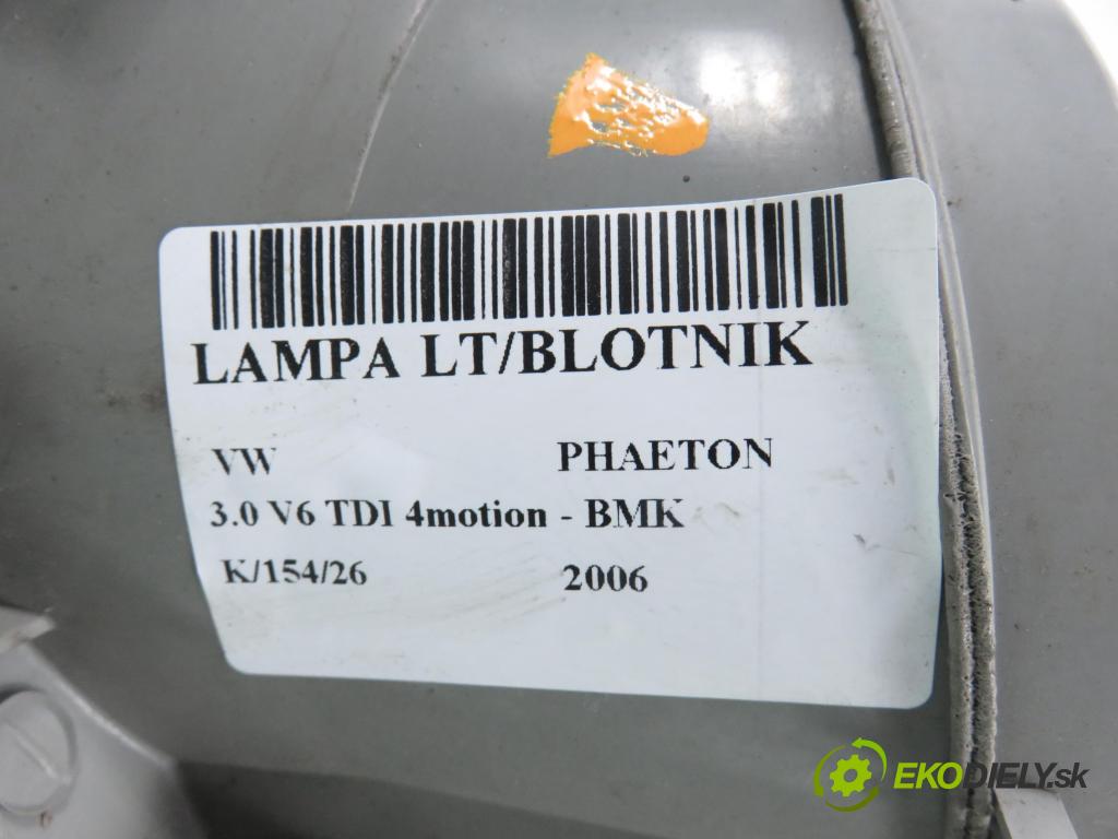 VW PHAETON (3D1, 3D2, 3D3, 3D4, 3D6, 3D7, 3D8, 3D9) SEDAN 2006 165,00 3.0 TDI 2967,00 Svetlo ľavé zadné 
