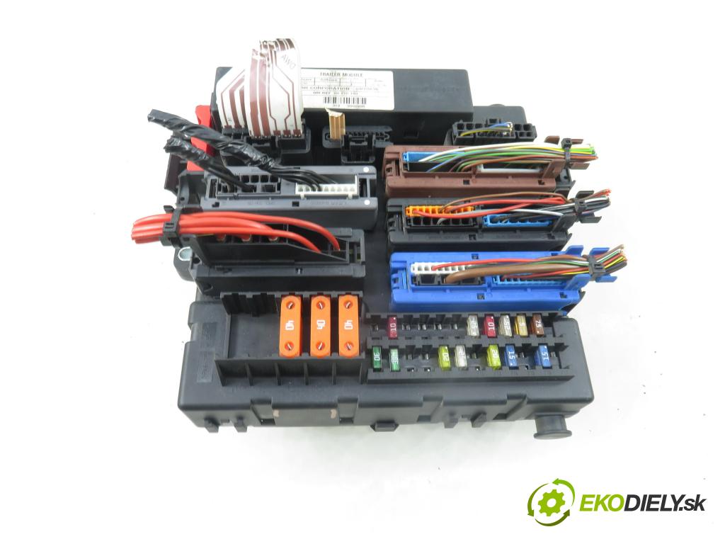 OPEL VECTRA C (Z02) KOMBI 2004 110,00 1.9 CDTI - Z 19 DTH 1910,00 MODUL BSI 13189923ET