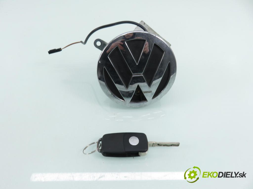 VW PHAETON (3D1, 3D2, 3D3, 3D4, 3D6, 3D7, 3D8, 3D9) SEDAN 2006 165,00 3.0 TDI 2967,00 klika dveří kufr 3D5827601A