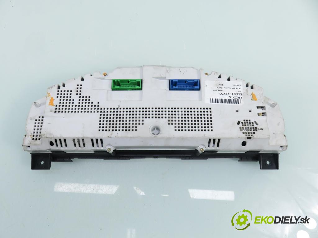VW PHAETON (3D1, 3D2, 3D3, 3D4, 3D6, 3D7, 3D8, 3D9) SEDAN 2006 165,00 3.0 TDI 2967,00 prístrojovka elektrický 3D0920882F ; 0263619304
