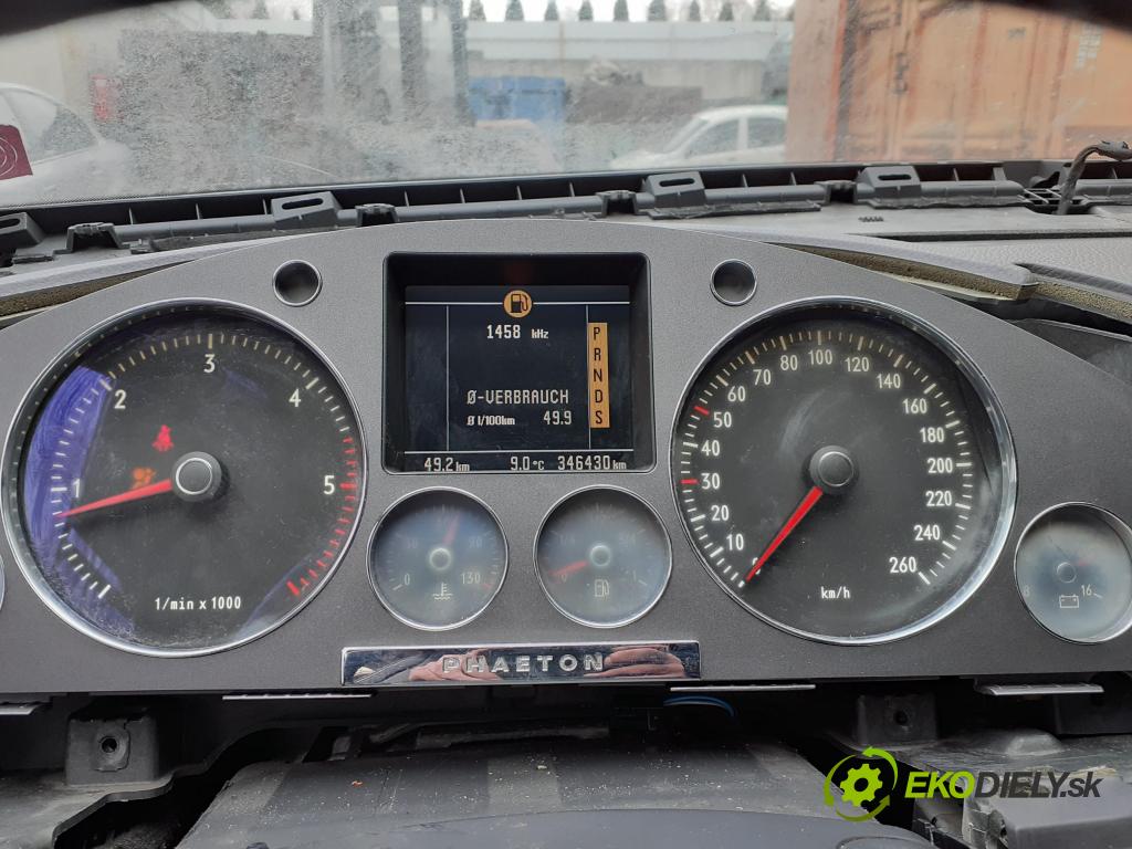 VW PHAETON (3D1, 3D2, 3D3, 3D4, 3D6, 3D7, 3D8, 3D9) SEDAN 2006 165,00 3.0 TDI 2967,00 prístrojovka elektrický 3D0920882F ; 0263619304