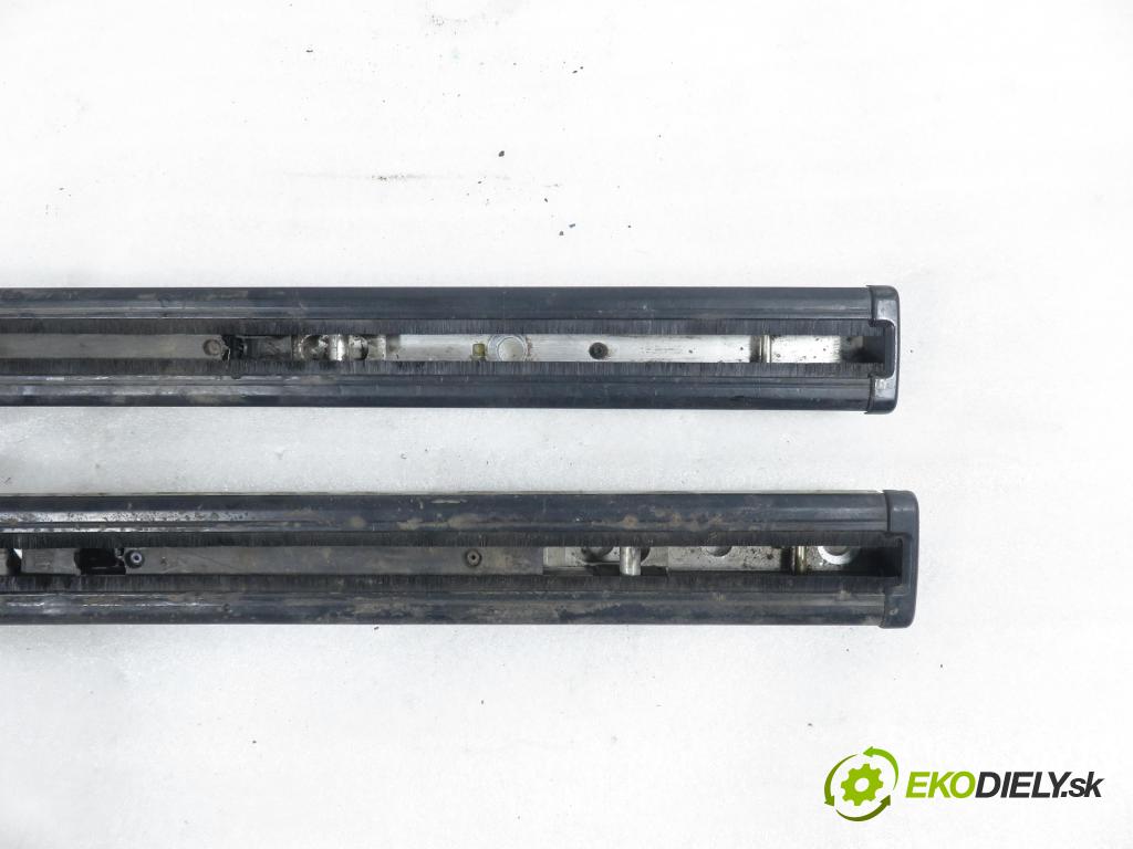 RENAULT ESPACE IV (JK0/1_) MINIVAN 2004 85,00 1.9 dCi 116 - F9Q 820 1870,00 Sedadlo 2 rad pravy