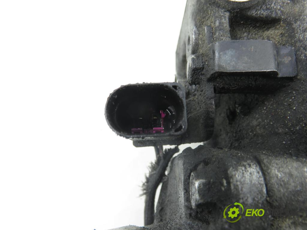 AUDI A4 Avant (8E5, B6) KOMBI 2002 96,00 1.9 TDI - AWX 1896,00 KOMPRESOR: klimatizace 4472208403 (Kompresor klimatizace)