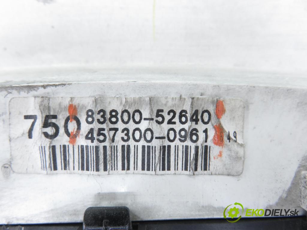 TOYOTA YARIS (_P1_) HB 2001 55,00 1.4 D-4D (NLP10_) - 1ND-TV 1364,00 Prístrojovka elektrický 8380052640 ; 4573000961