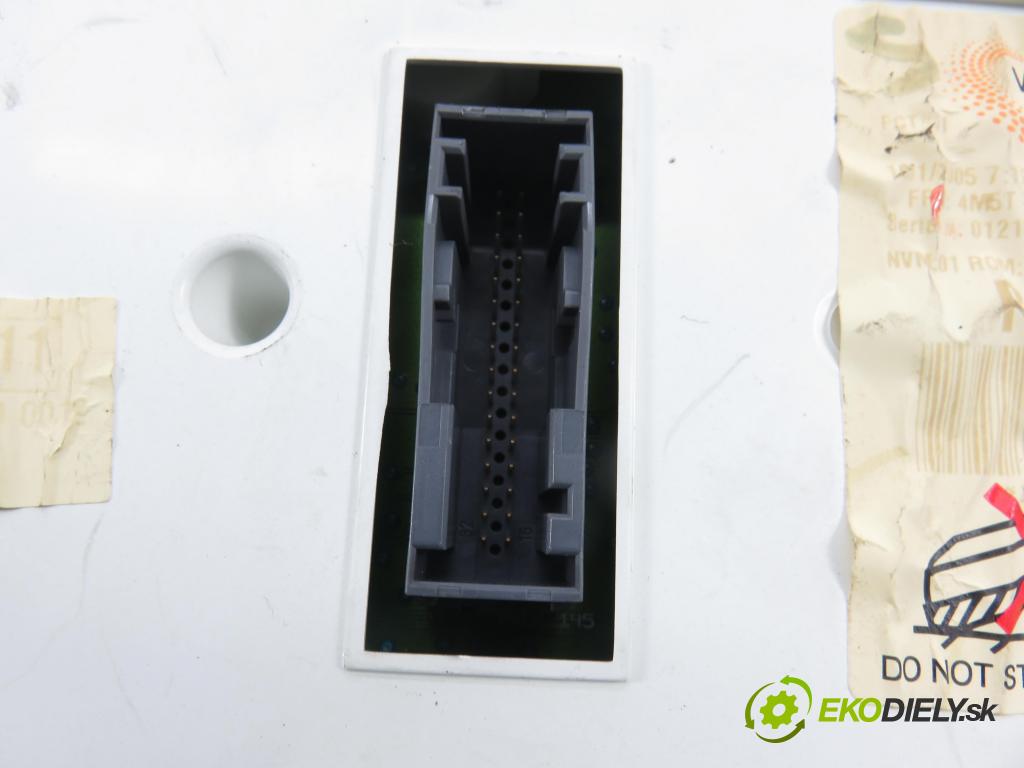 FORD FOCUS II (DA_, HCP) HB 2006 59,00 1.4 - ASDA 1388,00 Prístrojovka elektrický 4M5T10849AK