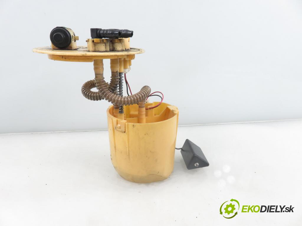 TOYOTA AURIS TOURING SPORTS (_E18_) KOMBI 2014 91,00 2.0 D-4D 124 (ADE186_) - 1AD-FTV 1998,00 senzor hladiny paliva 7701002060