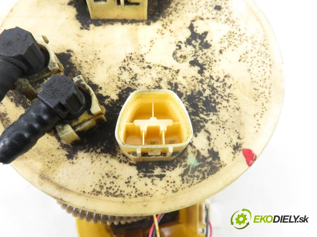 TOYOTA AURIS TOURING SPORTS (_E18_) KOMBI 2014 91,00 2.0 D-4D 124 (ADE186_) - 1AD-FTV 1998,00 senzor hladiny paliva 7701002060