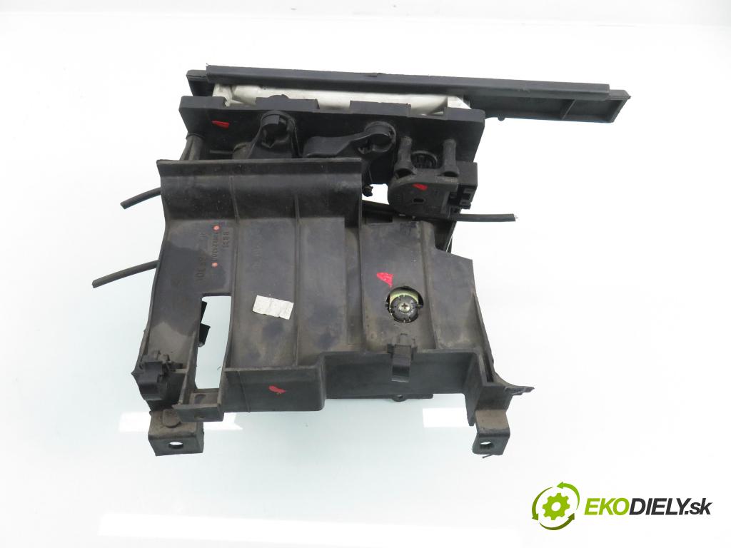 CITROEN JUMPER Platforma / podwozie (230) KABINA/PLATFORMA 1997 79,00 2.5 TDi - THX (DJ5TED) 2446,00 Panel topení 101924300