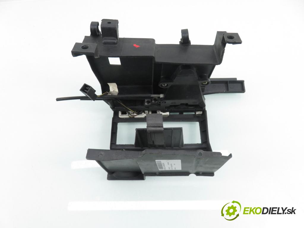 CITROEN JUMPER Platforma / podwozie (230) KABINA/PLATFORMA 1997 79,00 2.5 TDi - THX (DJ5TED) 2446,00 Panel topení 101924300