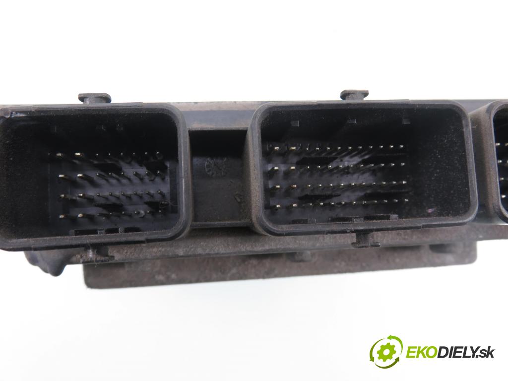 FORD TRANSIT Furgon (FA_ _) FURGON 2008 63,00 2.2 TDCi - P8FA 2198,00 řídící jednotka motora 8C1112A650CC