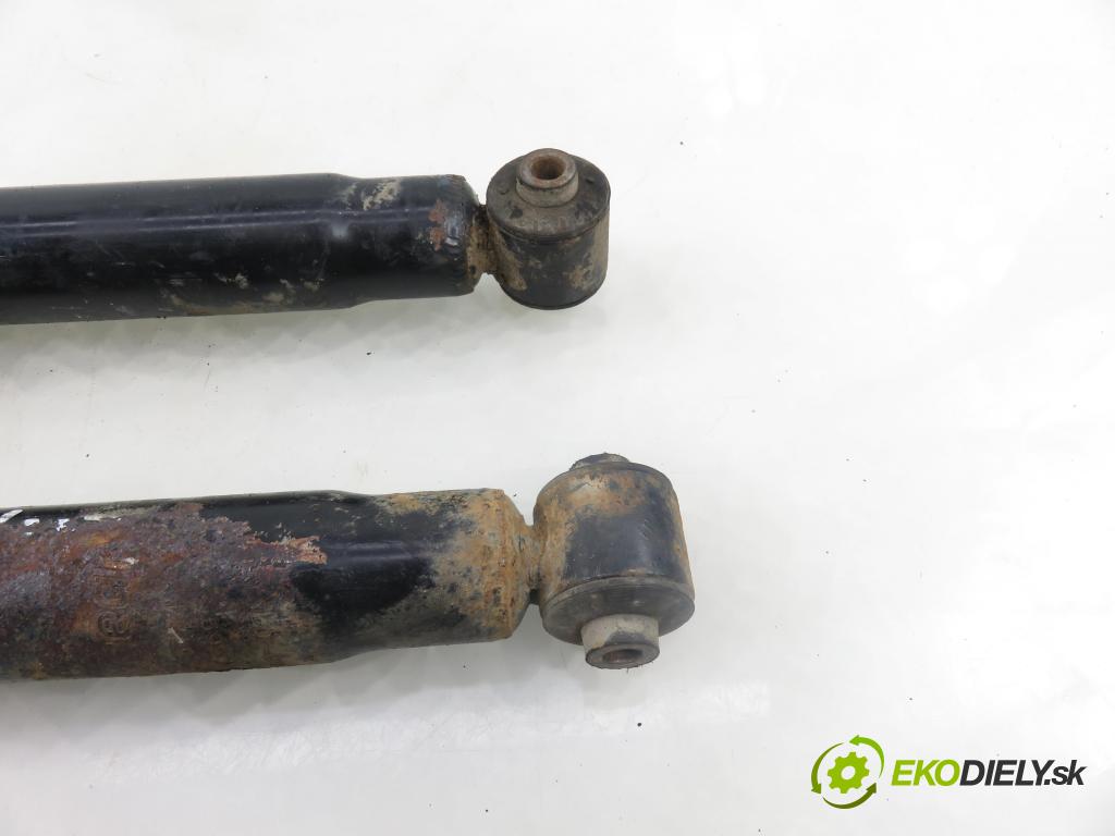 PEUGEOT 307 Break (3E) KOMBI 2003 80,00 1.6 16V - NFU (TU5JP4) 1587,00 tlumič LT