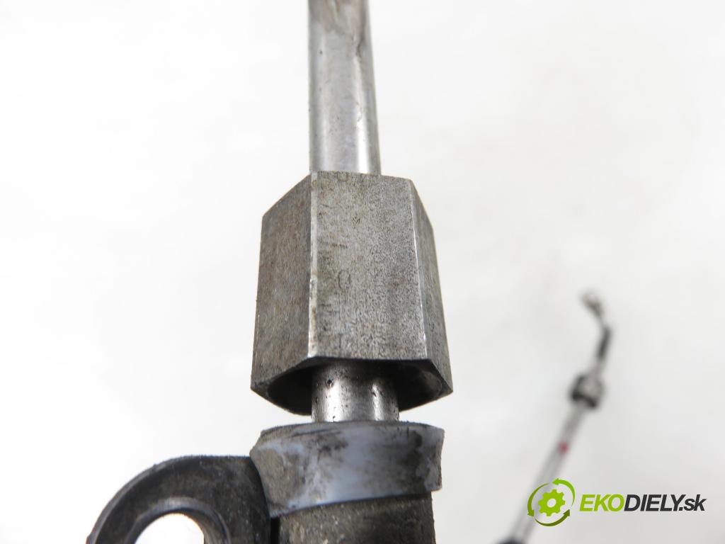 VW TRANSPORTER V Skrzynia (7HA, 7HH, 7EA, 7EH) FURGON 2004 77,00 1.9 TDI PD 105 - AXB 1896,00 rúrka olejovy 038145771AE