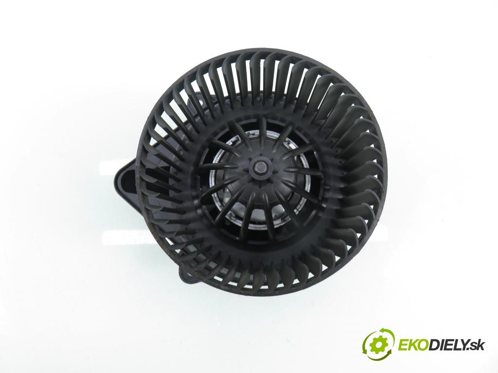 RENAULT SCENIC I (JA0/1_) MINIVAN 2003 75,00 1.9 dCi 102 - F9Q 732 1870,00 Ventilátor vetráku 6007NU7 ; DS348