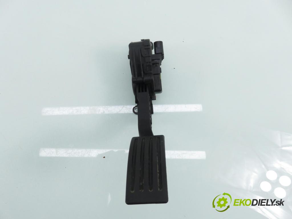 FORD FOCUS II (DA_, HCP) HB 2006 59,00 1.4 - ASDA 1388,00 potenciometr plynového pedálu 4M519F836AH ; 6PV00864101 (Potenciometr plynového pedálu)