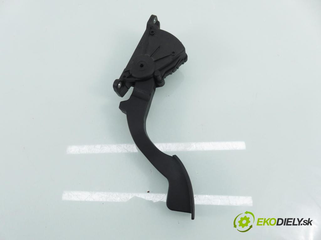 FORD FOCUS II (DA_, HCP) HB 2006 59,00 1.4 - ASDA 1388,00 Potenciometer plynu 4M519F836AH ; 6PV00864101 (Potenciometer plynového pedálu)