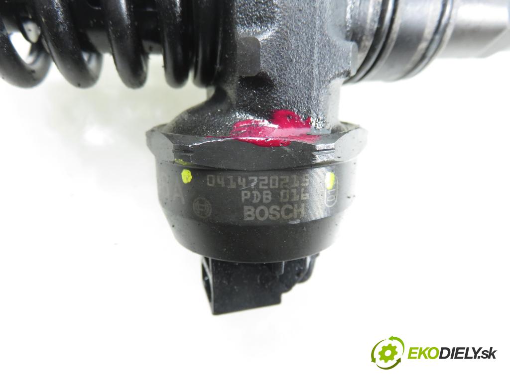 VW GOLF V (1K1) HB 2005 77,00 1.9 TDI - BXE 1896,00 Vstrekovač 038130073AG ; 0414720215 (Vstrekovač paliva)