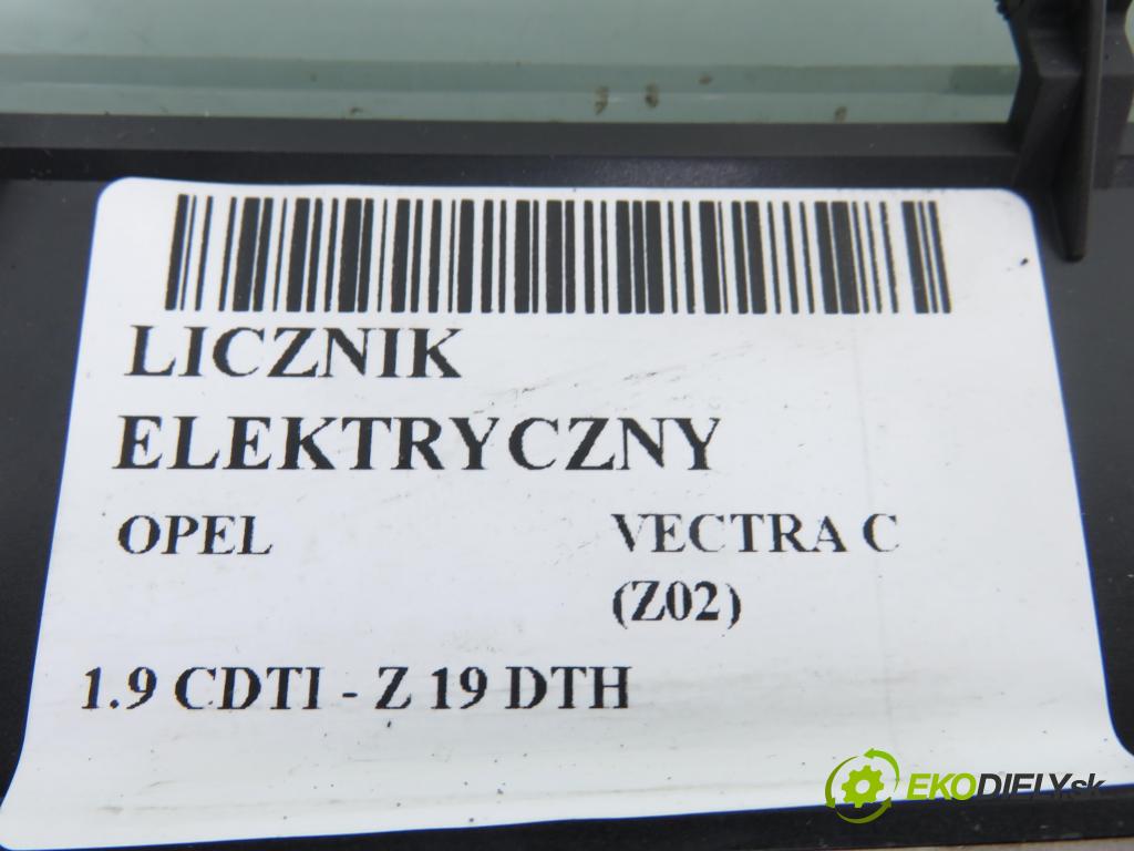 OPEL VECTRA C (Z02) KOMBI 2004 110,00 1.9 CDTI - Z 19 DTH 1910,00 prístrojovka elektrický 13186698EJ