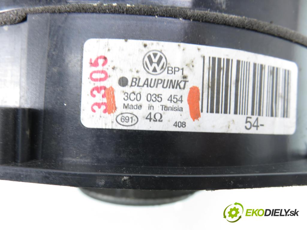 VW PASSAT B6 Variant (3C5) KOMBI 2006 103,00 2.0 TDI PD 8V 140 - BMP 1968,00 reproduktor Dvere 3C0035454