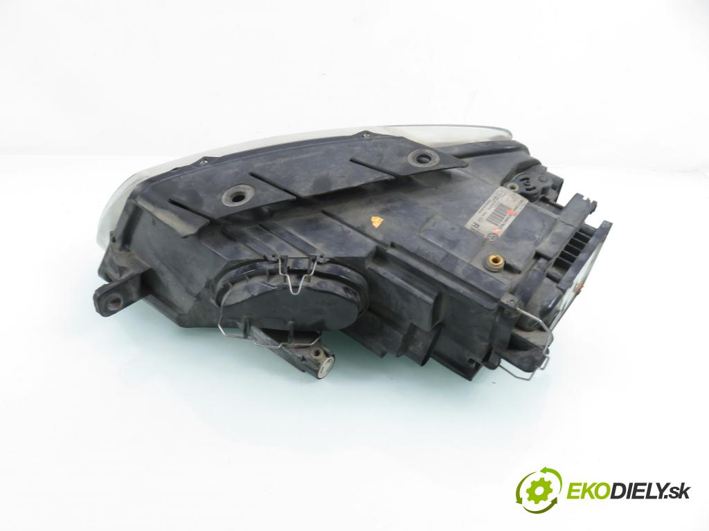 VW PASSAT B6 Variant (3C5) KOMBI 2006 103,00 2.0 TDI PD 8V 140 - BMP 1968,00 světlo PP 3C0941752D