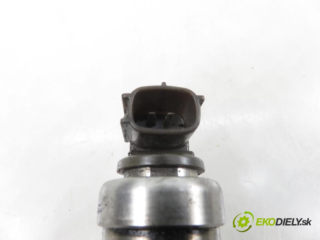 MAZDA 5 (CR19) MINIVAN 2009 105,00 2.0 MZR-CD 143 - RF7J 1998,00 vstrekovač RF8G13H50 (Vstrekovač paliva)