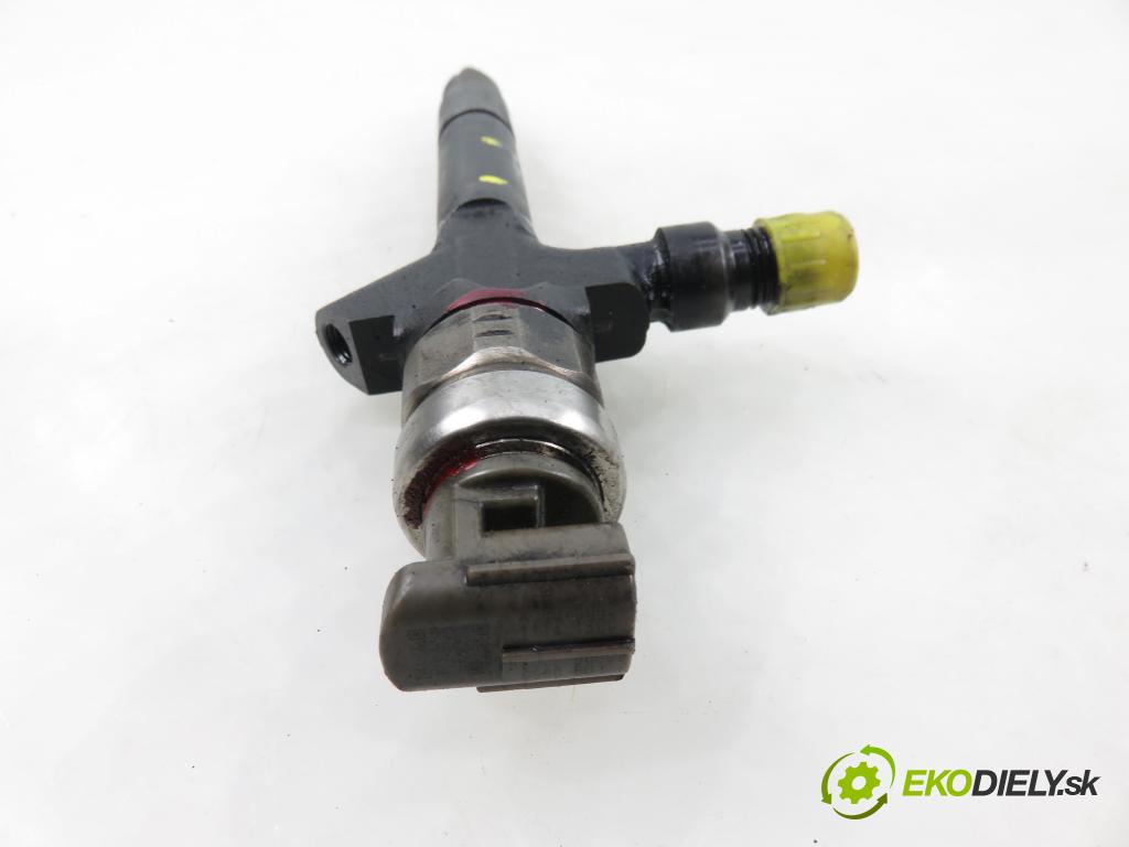 MAZDA 5 (CR19) MINIVAN 2009 105,00 2.0 MZR-CD 143 - RF7J 1998,00 vstrekovač RF7J13H50 (Vstrekovač paliva)