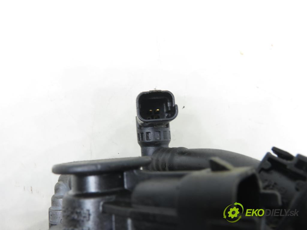 CITROEN C3 II (SC_) HB 2014 50,00 1.4 HDi 70 - 8HR (DV4C) 1398,00 pumpa vstřikovací 0445010516 ; 9688499680 ; 0928400788 (Vstřikovací čerpadlo)
