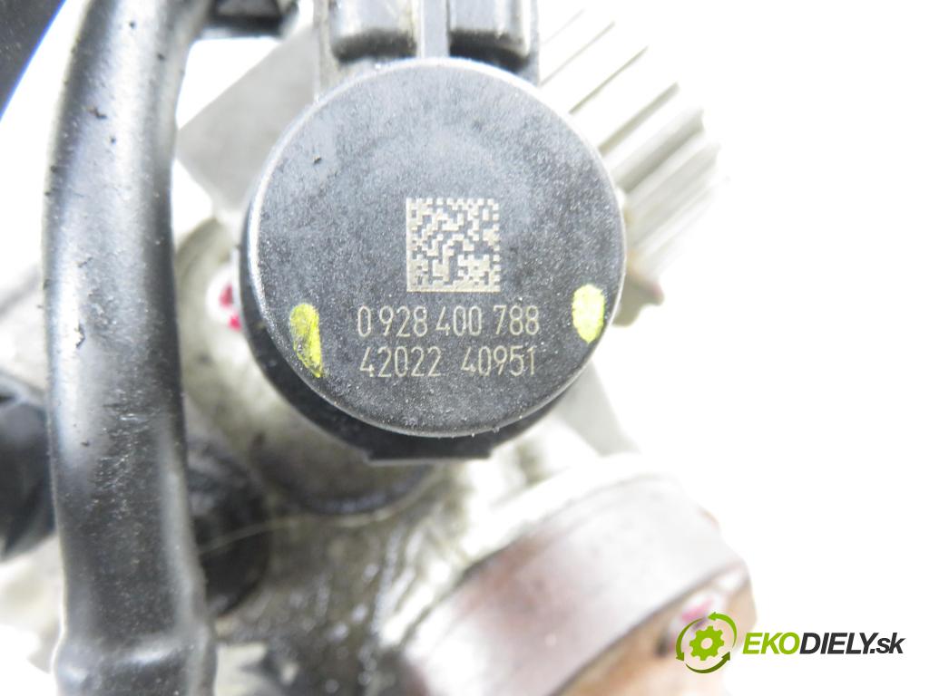 CITROEN C3 II (SC_) HB 2014 50,00 1.4 HDi 70 - 8HR (DV4C) 1398,00 pumpa vstřikovací 0445010516 ; 9688499680 ; 0928400788 (Vstřikovací čerpadlo)