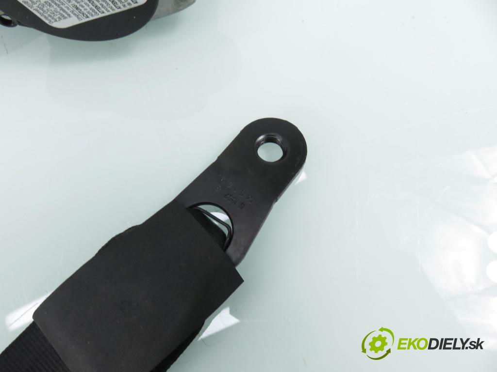 VW PHAETON (3D1, 3D2, 3D3, 3D4, 3D6, 3D7, 3D8, 3D9) SEDAN 2006 165,00 3.0 TDI 2967,00 Držiak bezpečnostný PP 3D1857706J