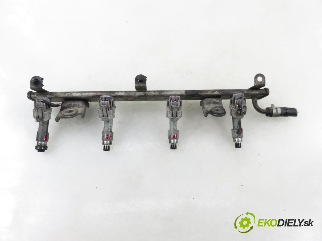 SUZUKI LIANA (ER) HB 2007 79,00 1.6 4WD - M16A 1586,00 Lišta vstrekovacia 2975000540 (Vstrekovacia lišta)